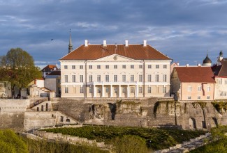 Vabariigi Valitsuse hoone - Stenbocki maja
